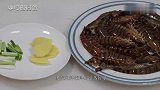 九节虾最简单原汁原味做法白灼九节虾，肉质鲜甜嫩滑，是宴请好菜