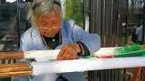 第1次到江南，遇到89岁的绣娘，做的活好“惊艳”
