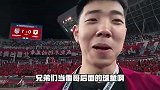 记者晒实拍感叹：当王大雷身后的球童压力也很大
