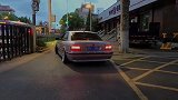 宝马情怀老车，20年的车龄，如今有人出价100万车主都不卖！