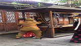我还以为是正人君子呢