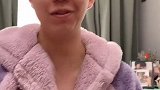 小时候以为做错事就会被责怪，但此刻却发现他的眼中只有关心和温柔十开和笑笑 情侣日常 夫妻