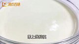 纯手工自制黄油，做法简单，一学就会，做蛋糕面包大有用处
