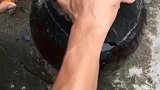 还以为是一坛子陈年佳酿，掀开盖子的瞬间什么鬼啊这是