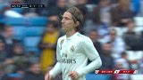 皇马前场战术任意球发难 魔笛贴地斩难撼客队门将