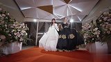 爱了爱了，赵粤王艺瑾穿黑白公主裙，也太美了