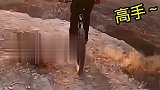 牛人骑自行车，果然是艺高人胆大