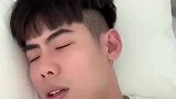 在清醒与睡梦中反复横跳