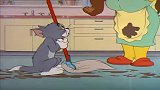 猫和老鼠：主人让汤姆打扫卫生，汤姆居然手脚并用，真是太滑稽了