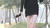 随着音乐秀猫步，太美了，是心动的感觉