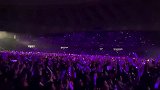 林俊杰武汉演唱会《爱笑的眼睛》全场粉丝跟着一起唱！