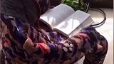 小学生上演“空城计” 父亲：放在学习上多好