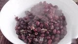 家里没有烤箱，有红薯和牛奶，教你做红豆切糕，软糯不粘牙