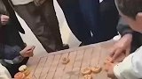 对面一步未走，这边就连续走了三步