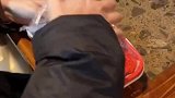 商家也算是良心了，至少下面是草莓