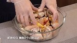 广东名菜盐焗猪蹄，一口下去唇齿留香，做法简单好吃熟得快