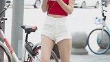 生活中应该多一些这样暖心的举动……