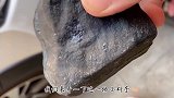 几千切了块小玉石，玉肉细到没朋友