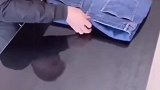 教你一个叠衣服的高超妙招。