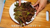 做香椿时，最忌焯水，教你独特做法，鲜嫩好吃营养不流失，真香啊