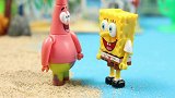 小猪佩奇带猫和老鼠杰瑞去海边玩，海绵宝宝悄悄带走杰瑞
