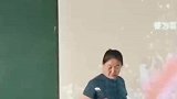 学校选修课上老师现场制作美食