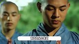 李连杰被扒有三级残疾证，曾拍戏高台坠落差点瘫痪，练武留下一身病
