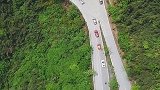 弯道堵车的原因，本来很顺畅的路，就因为司机的这个动作导致堵车