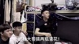 但凡能吃两口饭，少喝两口酒也不至于都配上王老吉！