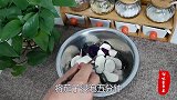 红烧茄子，茄子怎么样处理才关键，学会这方法，茄子不吸油不发黑