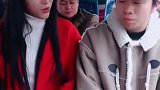 公交车上的不堪一幕，兄弟你是认真的吗？差点笑岔气了