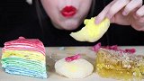 麻薯团看起来很一般，但是糖渍玫瑰花瓣脆片看起来非常棒啊