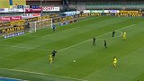 第45分钟切沃球员维尼亚托射门