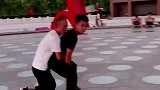 只能说，大哥你们也太默契了