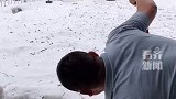 文山突降冰雹路面成冰河 降雨和冰雹持续1小时左右