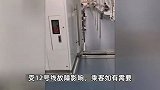 深圳地铁12号线故障，工作人员大喊停车，车厢变形乘客从隧道撤离