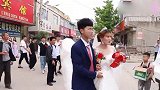 安徽一村里的村花出嫁，新郎颜值虽不高，但是看起来很有安全感