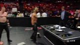 WWE-14年-RAW第1113期：主战赛 塞纳毒蛇针尖对麦芒 迪恩突现痛击三走狗-花絮