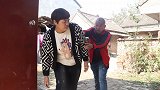 婆婆把亲儿子赶出家门，给离婚后的儿媳买房子，原因令人深思
