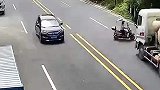 马路是你家吗