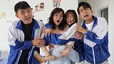 学生在教室玩“空城计”，只为“骗”回罢工的老师，真逗