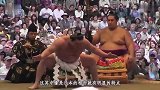 日本相扑选手日耗8000卡路里，一餐得吃多少东西