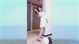 镂空蕾丝丝袜，减龄有气质让辣妈穿出了自信魅力
