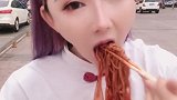 还是吃这样一杯爆辣火鸡面，吃起来更有味道