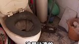 房东打开门傻了眼，满屋的垃圾堆成山