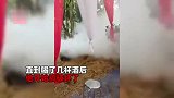 新娘结婚邀前男友喝喜酒，他几杯下肚后，做出的事让人万万没想到