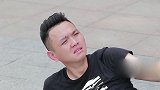 闽南语搞笑视频：开豪车的小伙，我对他不仅仅是羡慕，我还想动手
