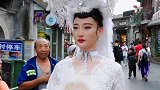 中国风的美女穿搭有范去逛街，成为大家的焦点！