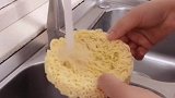 水洗过的方便面发生了什么