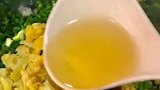 豆芽饺子。 美食制作分享